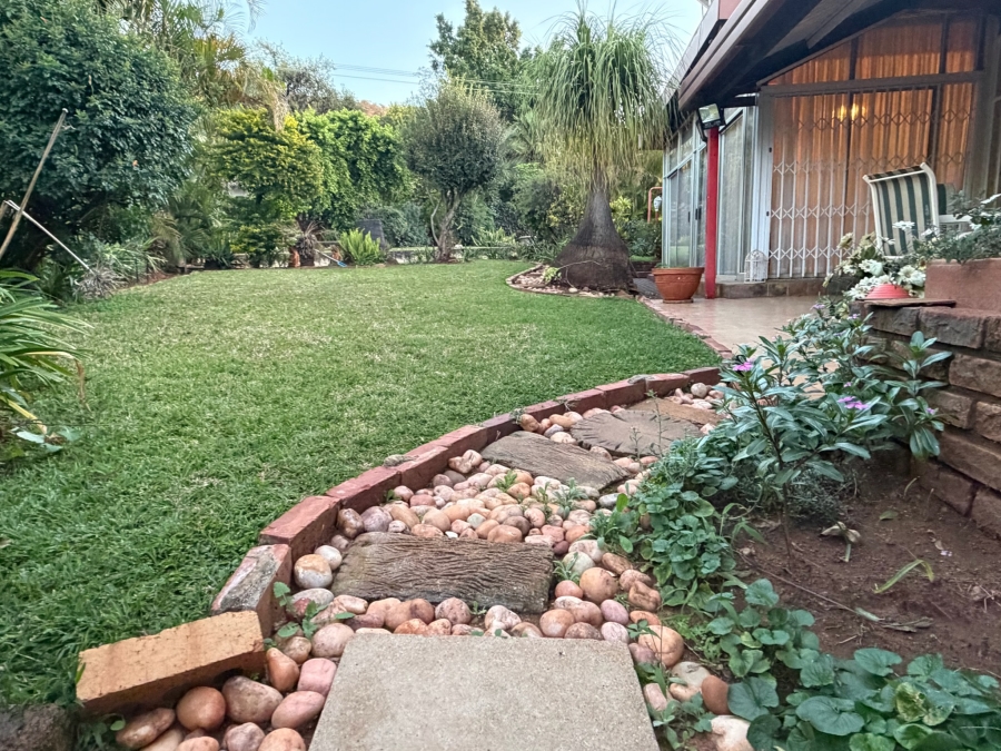 4 Bedroom Property for Sale in Sinoville Gauteng