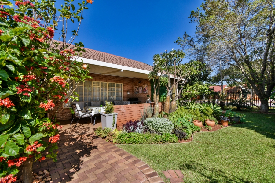 2 Bedroom Property for Sale in Montana Park Gauteng