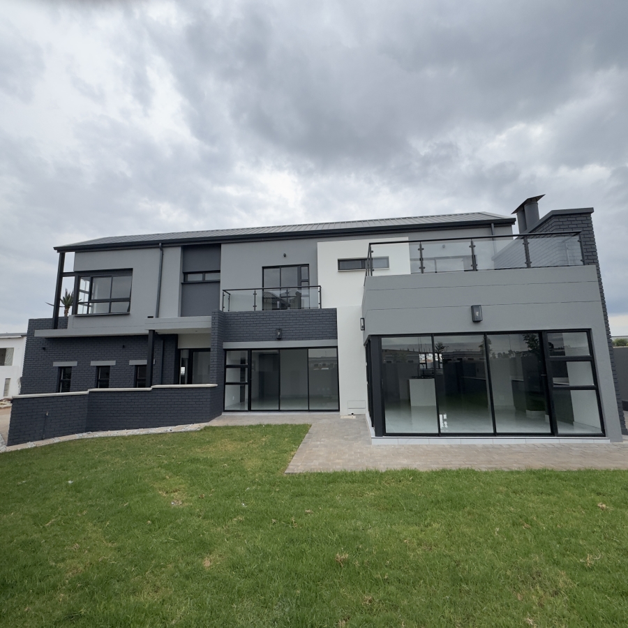 4 Bedroom Property for Sale in Fountainbrook Estate Gauteng
