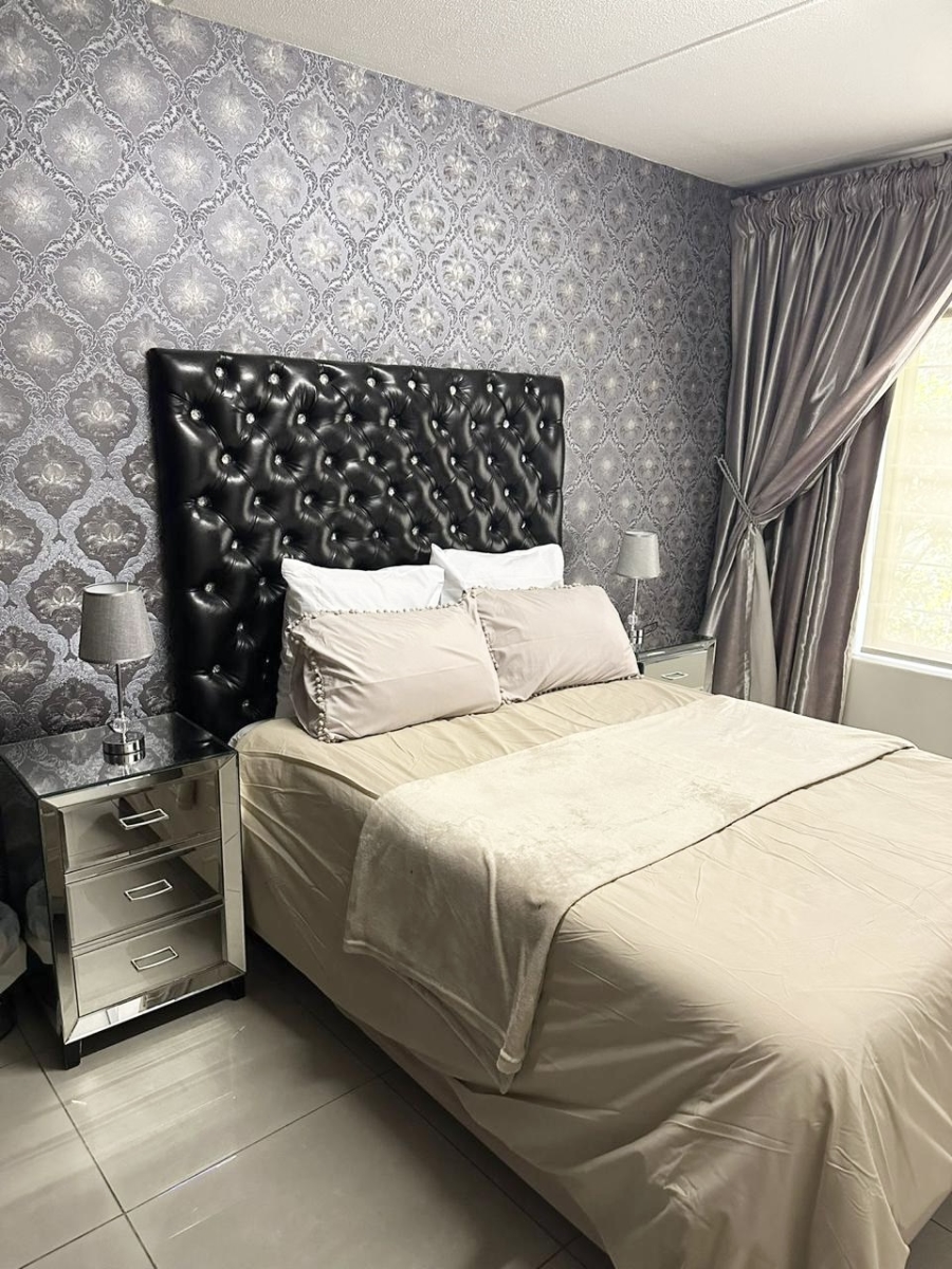 To Let 2 Bedroom Property for Rent in Sandown Gauteng