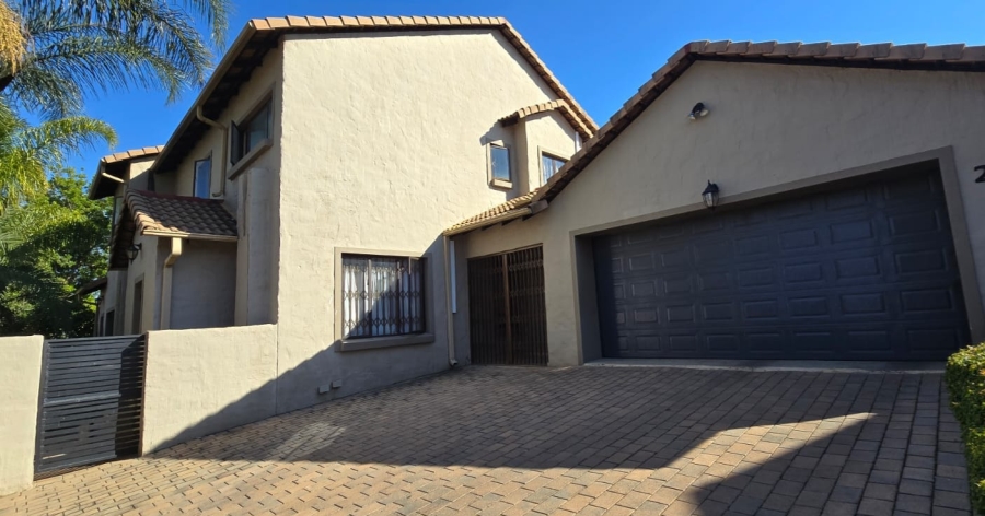 4 Bedroom Property for Sale in Amberfield Ridge Gauteng
