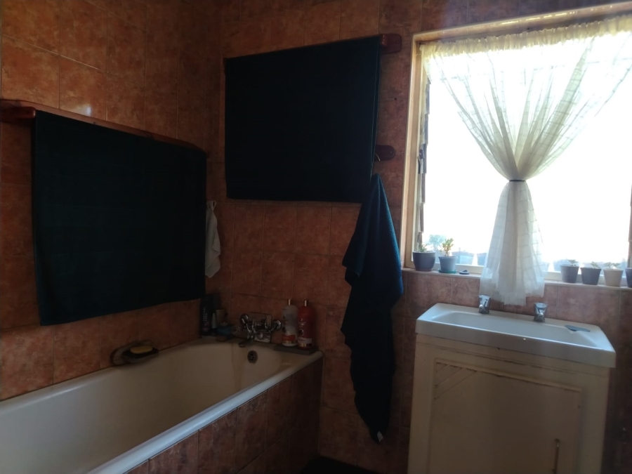 3 Bedroom Property for Sale in Klopperpark Gauteng