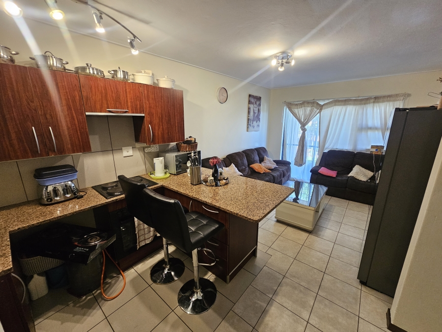 1 Bedroom Property for Sale in Roodepoort Gauteng