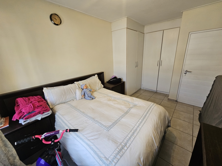 1 Bedroom Property for Sale in Roodepoort Gauteng