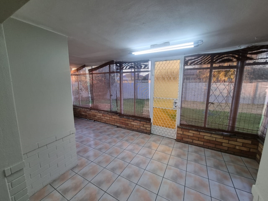 3 Bedroom Property for Sale in Brenthurst Gauteng