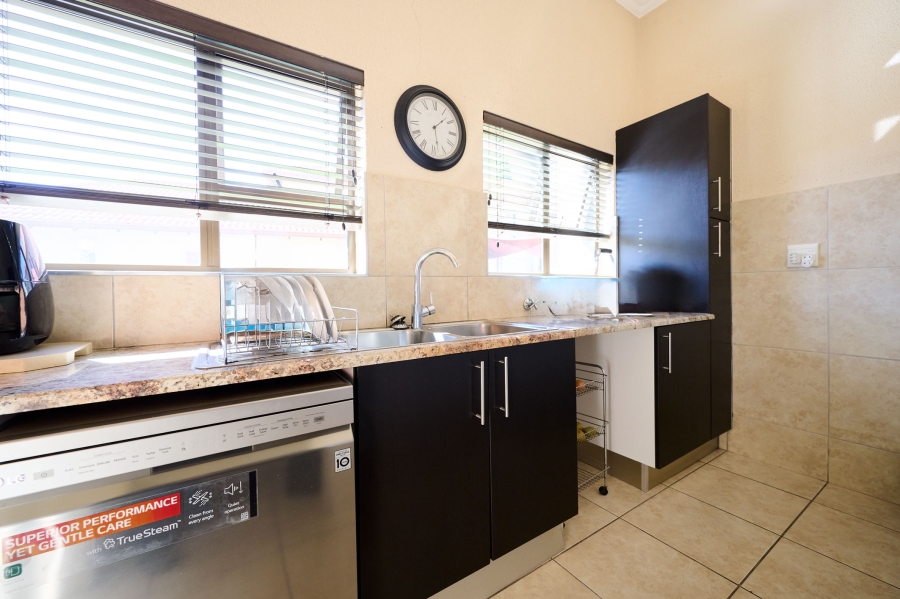 4 Bedroom Property for Sale in Montecello Estate Gauteng