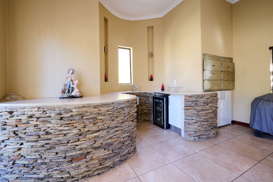 4 Bedroom Property for Sale in Montecello Estate Gauteng