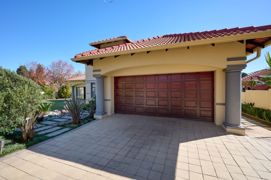 4 Bedroom Property for Sale in Montecello Estate Gauteng