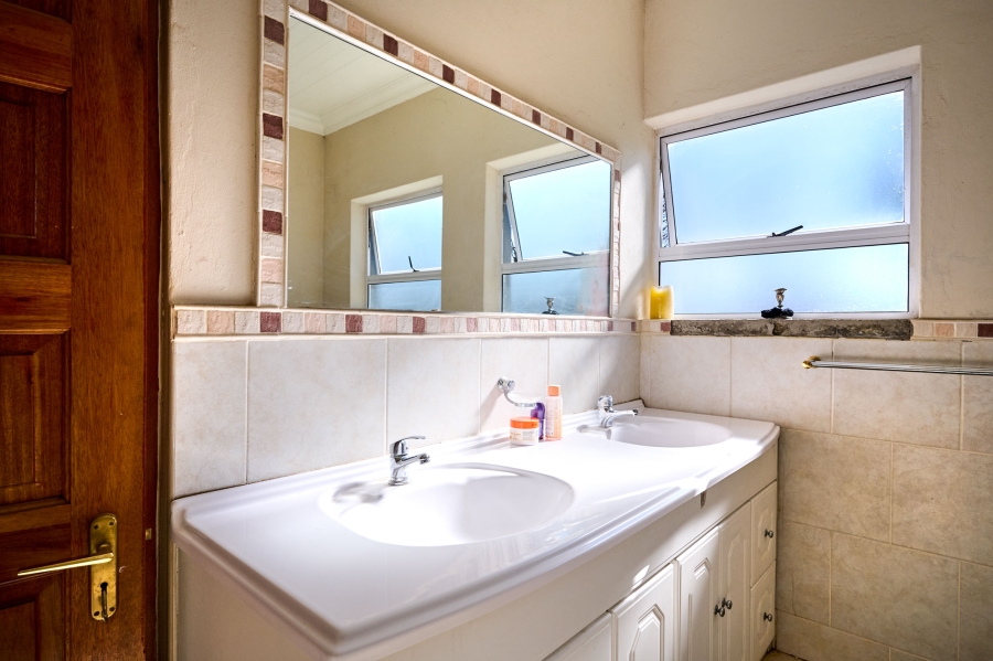 4 Bedroom Property for Sale in Summerset Gauteng