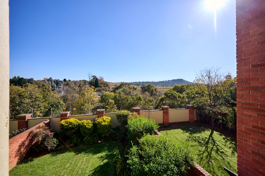 2 Bedroom Property for Sale in Paulshof Gauteng