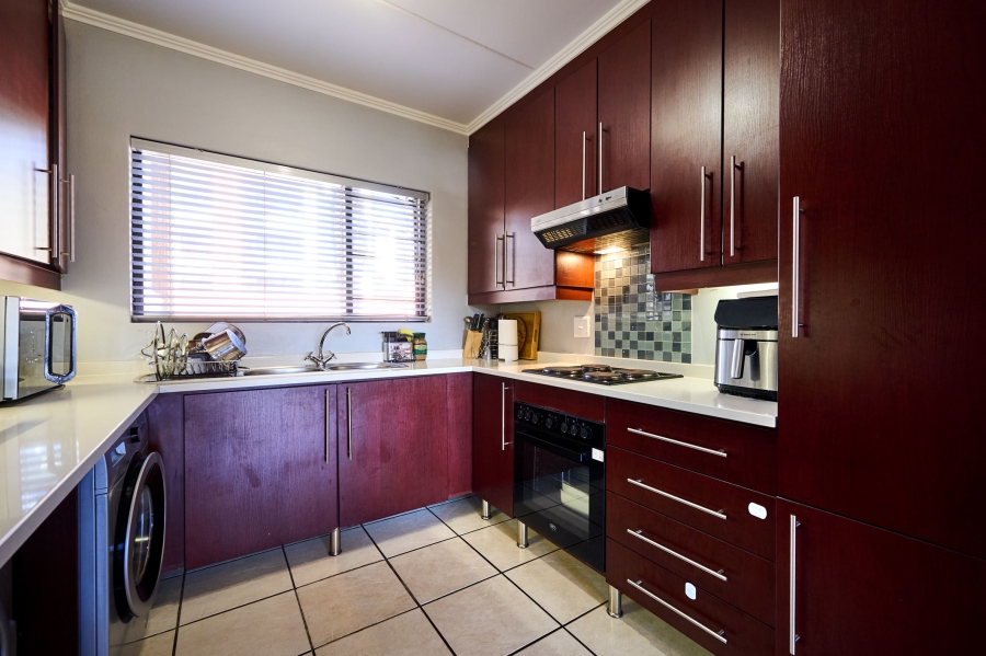 2 Bedroom Property for Sale in Paulshof Gauteng