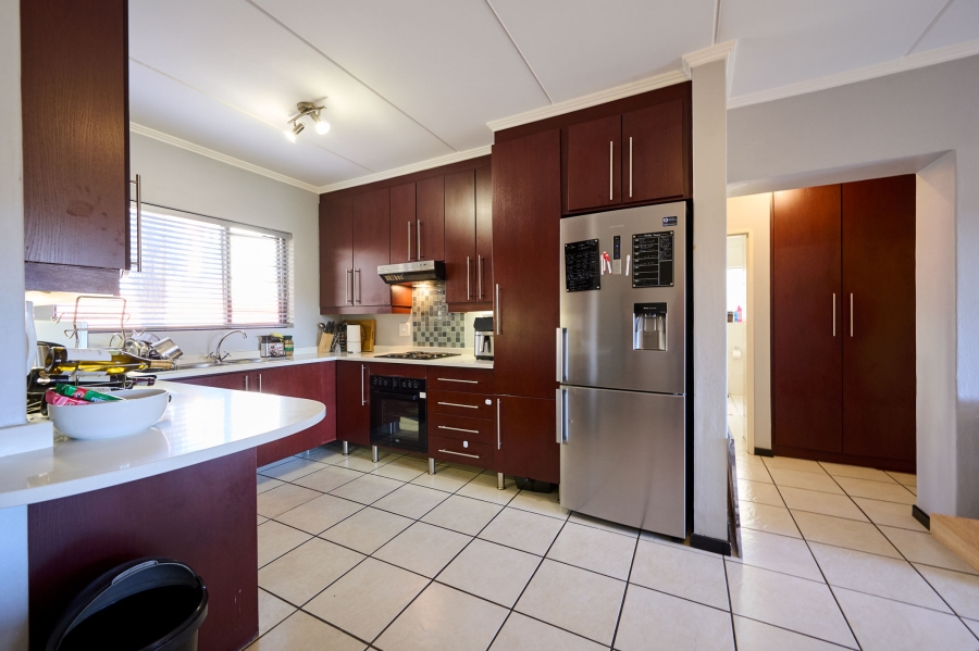 2 Bedroom Property for Sale in Paulshof Gauteng