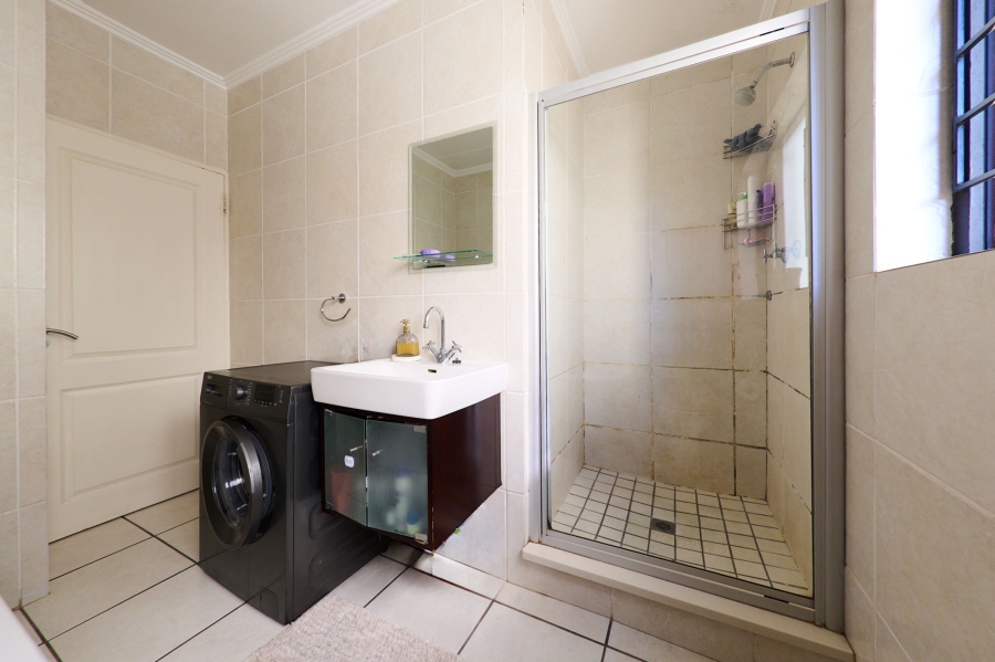 2 Bedroom Property for Sale in Paulshof Gauteng