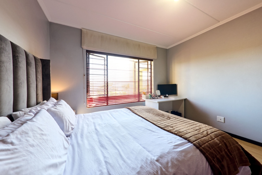 2 Bedroom Property for Sale in Paulshof Gauteng