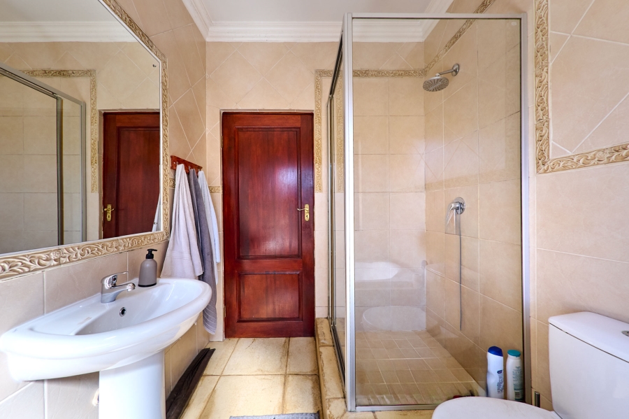 3 Bedroom Property for Sale in Halfway Gardens Gauteng