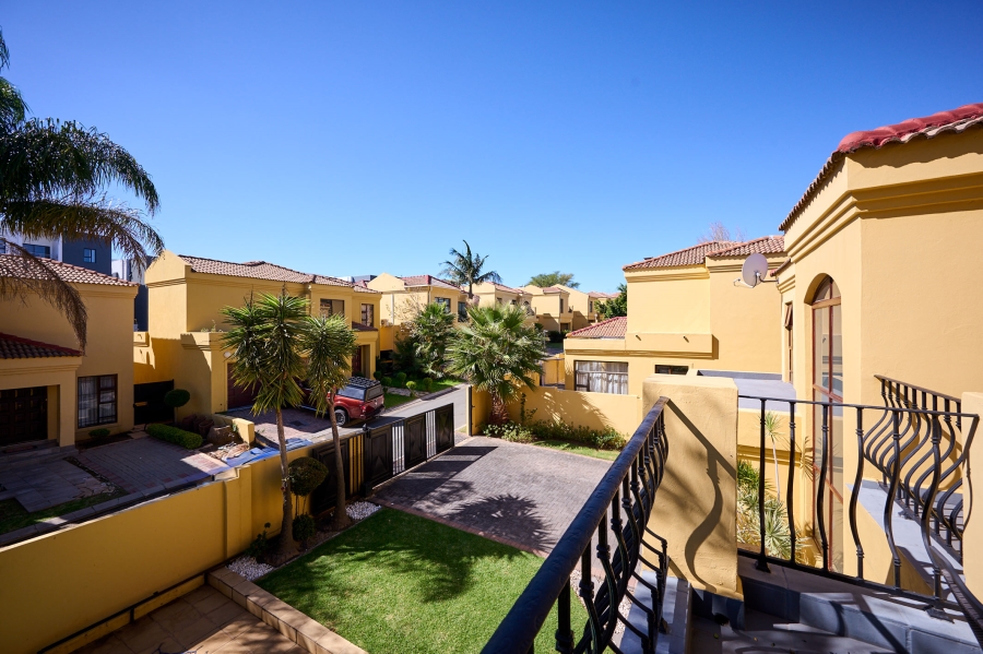 3 Bedroom Property for Sale in Halfway Gardens Gauteng