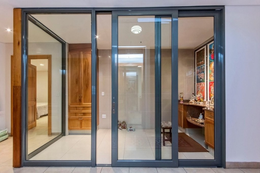 7 Bedroom Property for Sale in Houghton Estate Gauteng