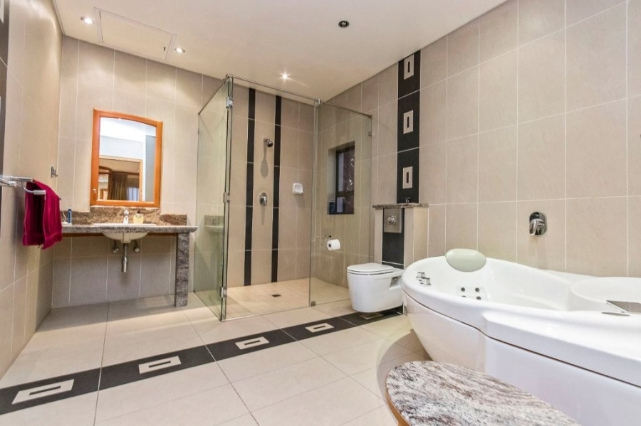 7 Bedroom Property for Sale in Houghton Estate Gauteng