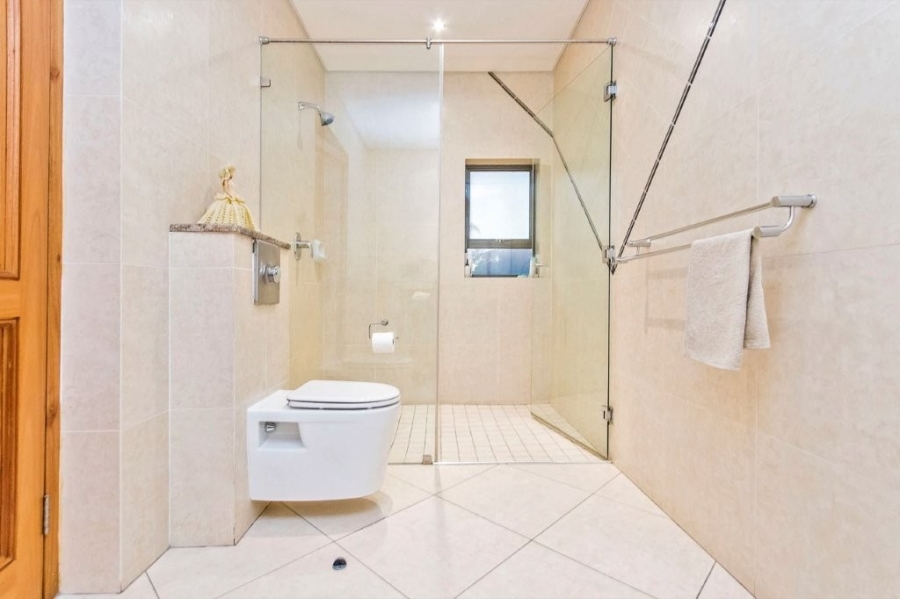 7 Bedroom Property for Sale in Houghton Estate Gauteng