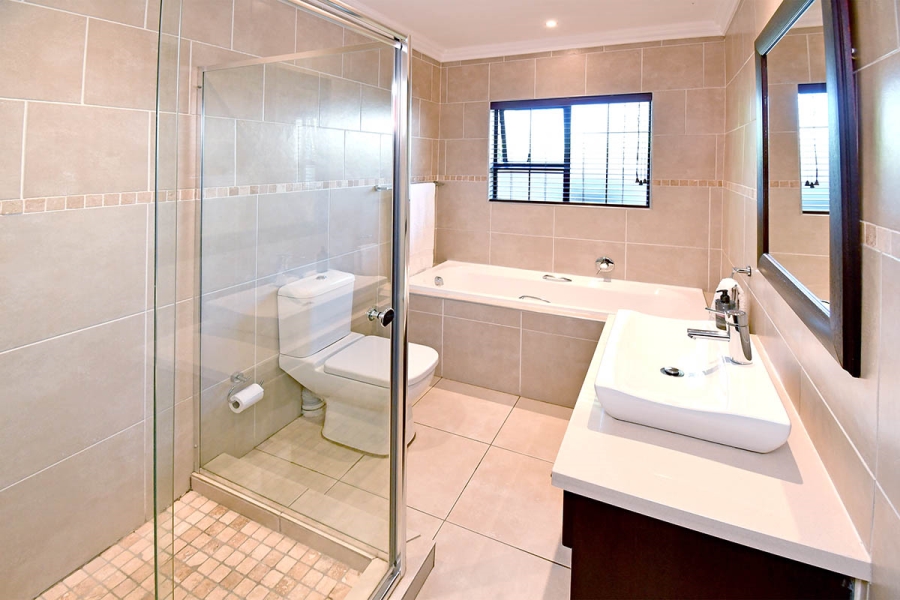 3 Bedroom Property for Sale in Edenburg Gauteng