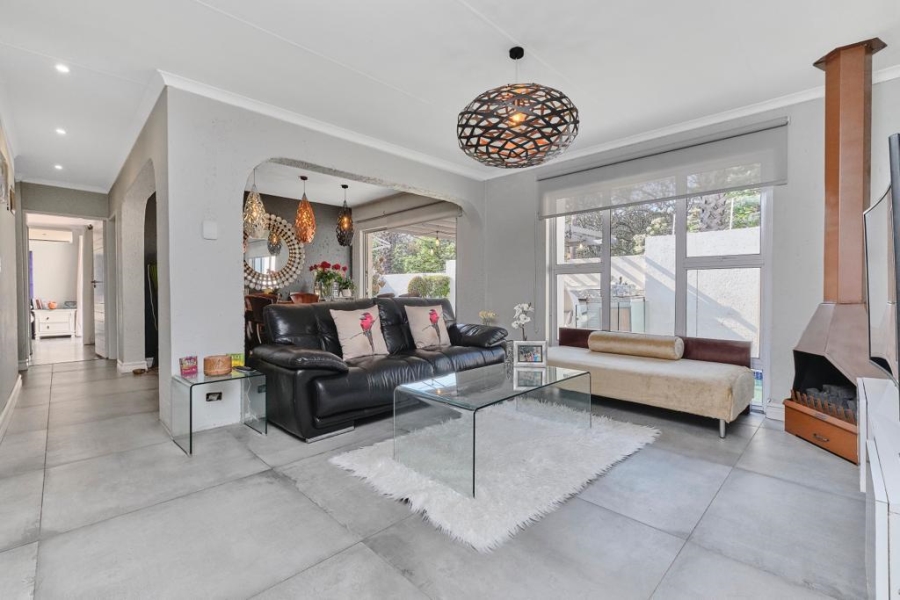 To Let 2 Bedroom Property for Rent in Morningside Gauteng