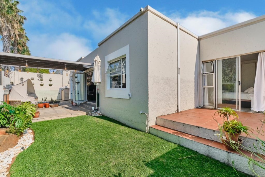 To Let 2 Bedroom Property for Rent in Morningside Gauteng