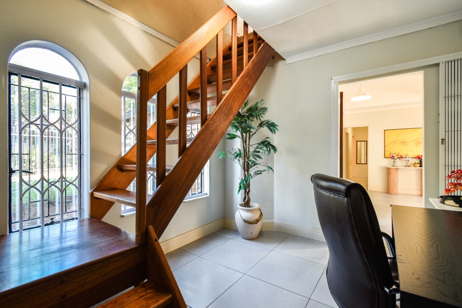 4 Bedroom Property for Sale in Garsfontein Gauteng