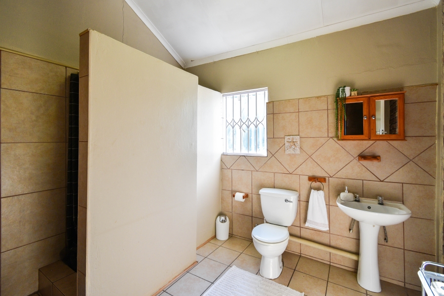 4 Bedroom Property for Sale in Garsfontein Gauteng