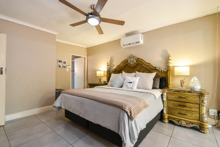 4 Bedroom Property for Sale in Garsfontein Gauteng