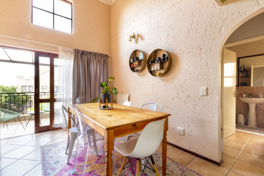 2 Bedroom Property for Sale in Lonehill Gauteng