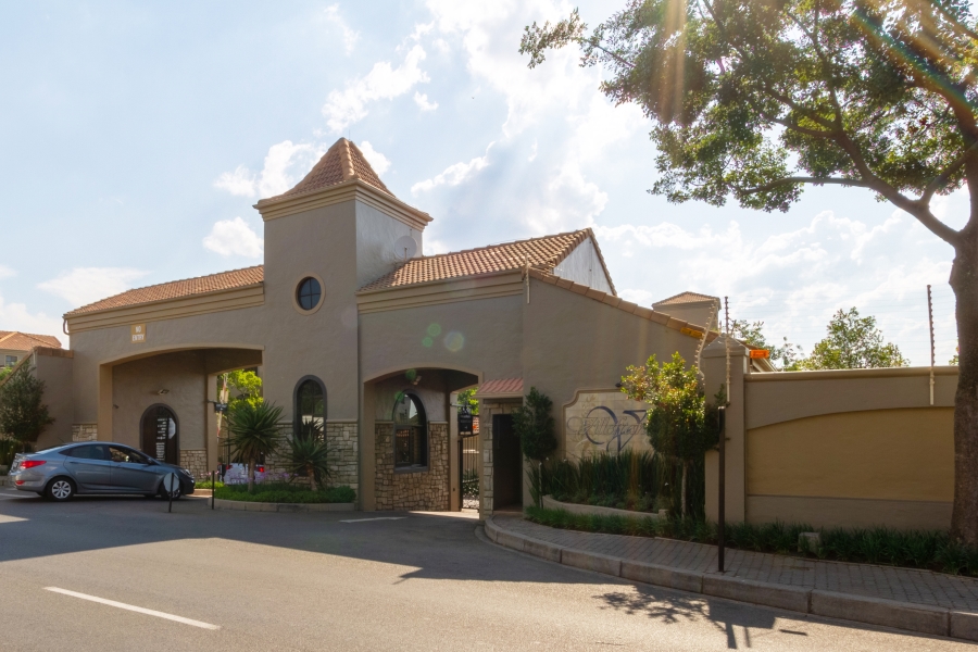 2 Bedroom Property for Sale in Lonehill Gauteng