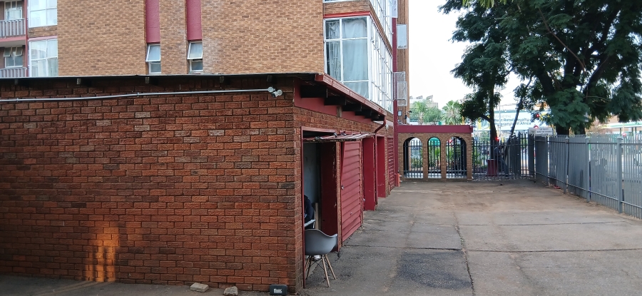 2 Bedroom Property for Sale in Sunnyside Gauteng