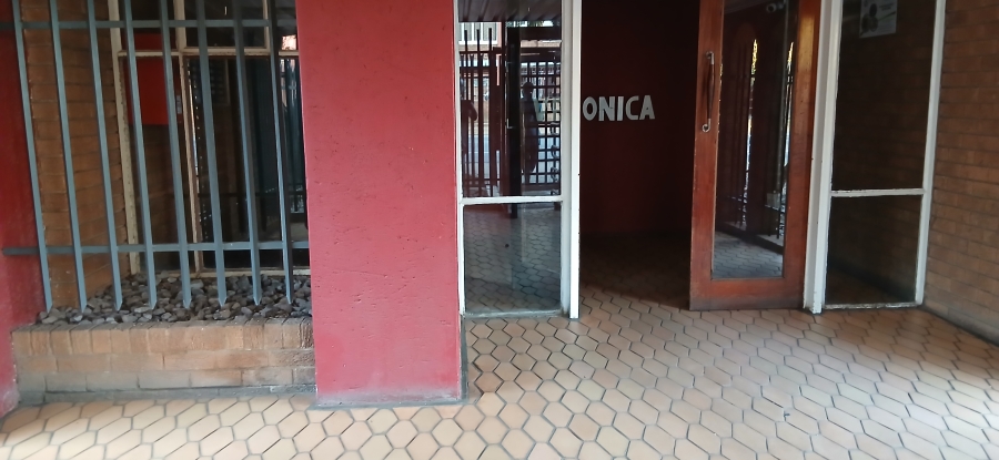 2 Bedroom Property for Sale in Sunnyside Gauteng