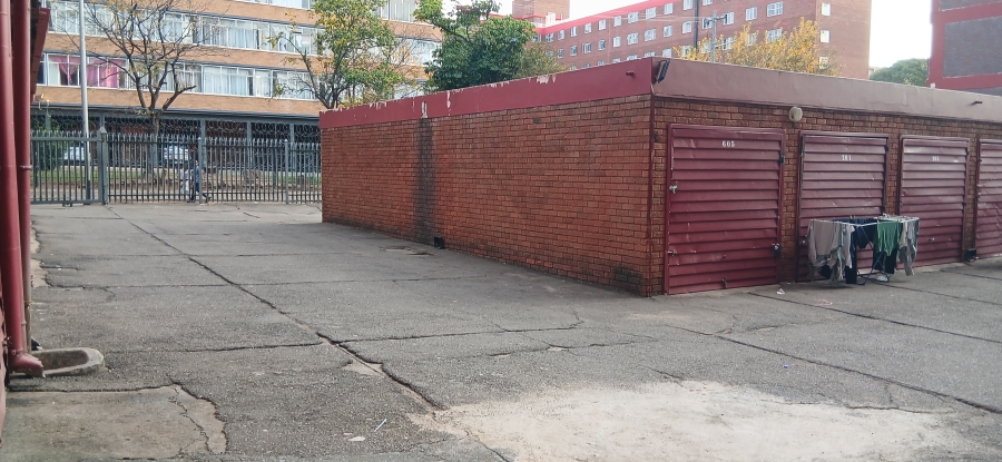 2 Bedroom Property for Sale in Sunnyside Gauteng