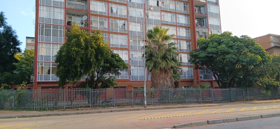 2 Bedroom Property for Sale in Sunnyside Gauteng