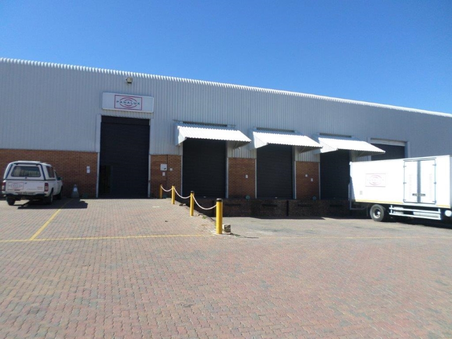 To Let Commercial Property for Rent in Randjespark Gauteng