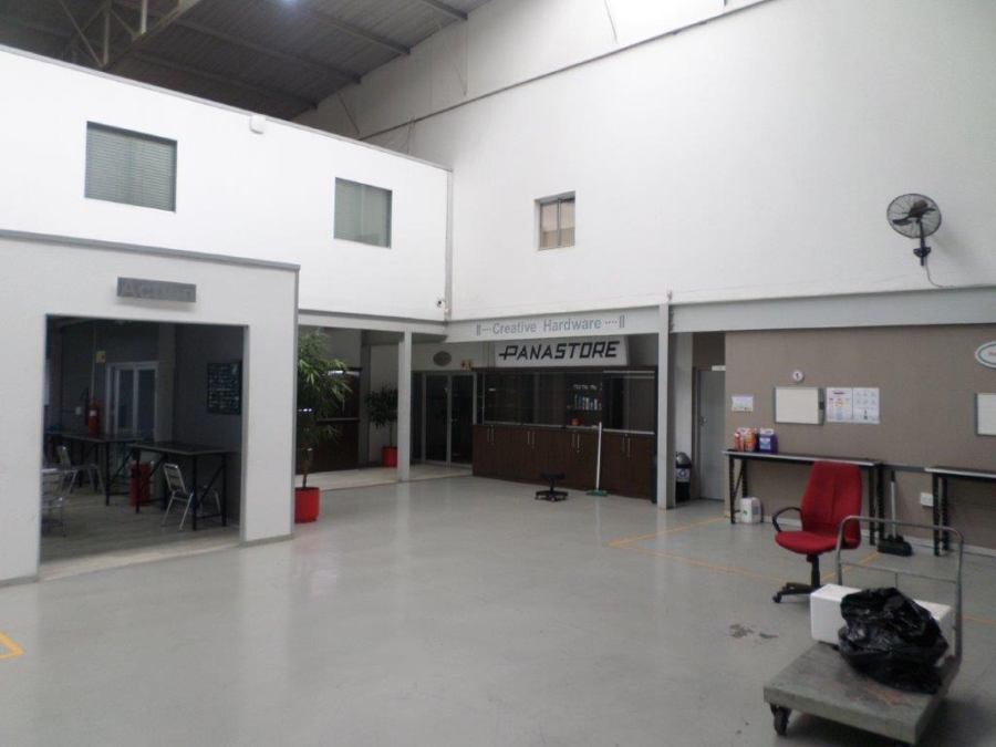 To Let Commercial Property for Rent in Randjespark Gauteng