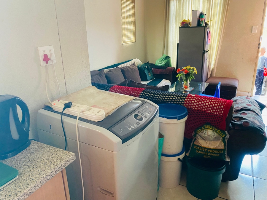 3 Bedroom Property for Sale in Glenway Estate Gauteng