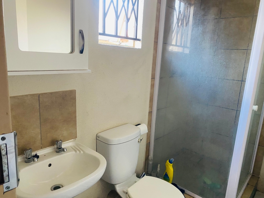 3 Bedroom Property for Sale in Glenway Estate Gauteng