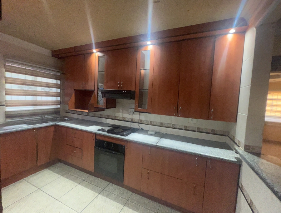 4 Bedroom Property for Sale in Kagiso Gauteng
