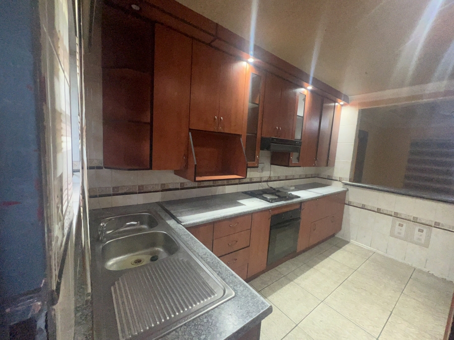 4 Bedroom Property for Sale in Kagiso Gauteng