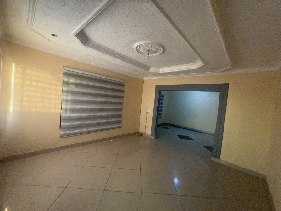 4 Bedroom Property for Sale in Kagiso Gauteng