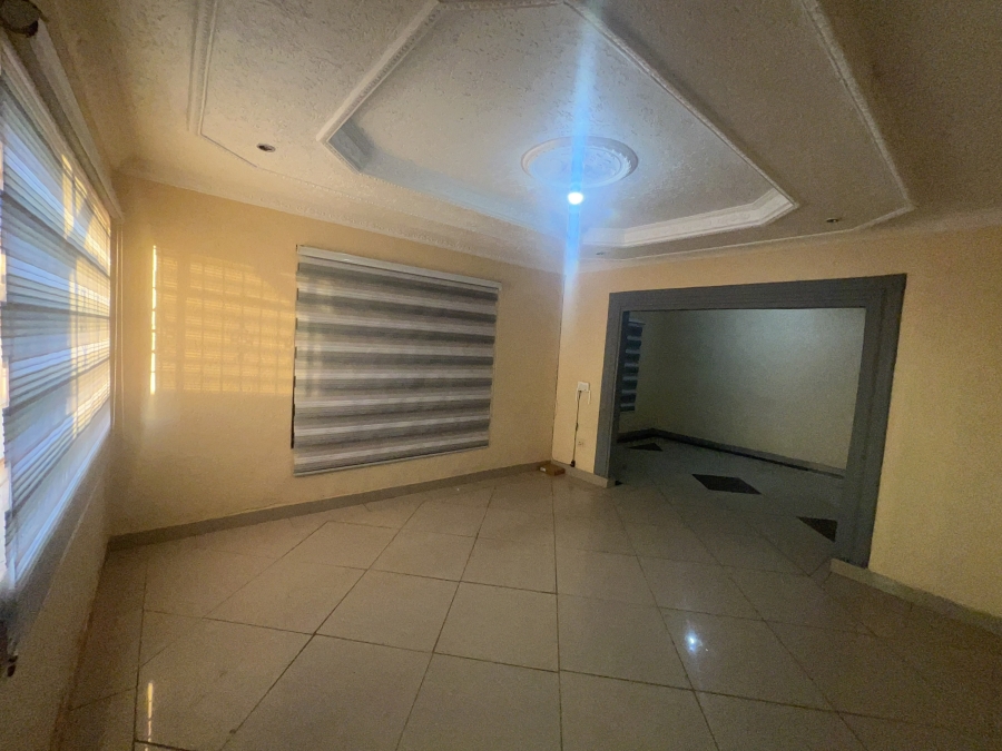 4 Bedroom Property for Sale in Kagiso Gauteng