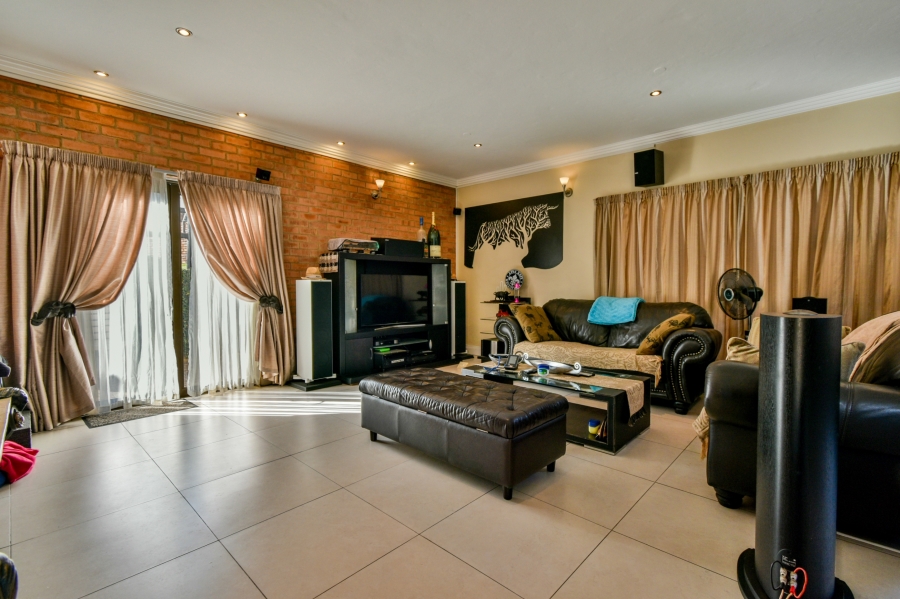 3 Bedroom Property for Sale in Olympus AH Gauteng