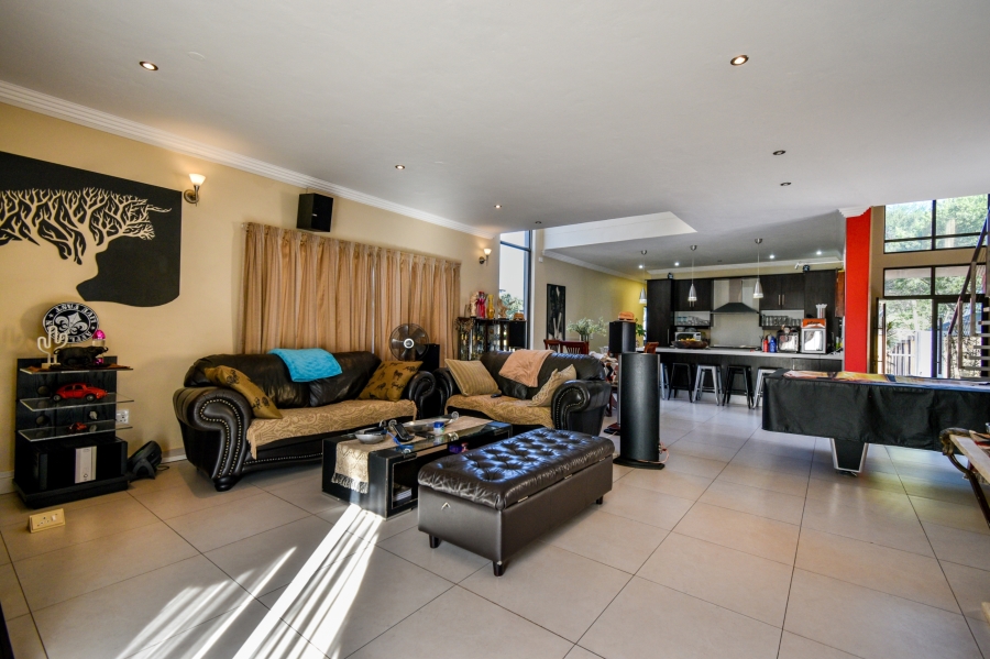 3 Bedroom Property for Sale in Olympus AH Gauteng