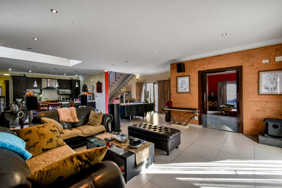 3 Bedroom Property for Sale in Olympus AH Gauteng