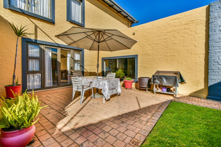 3 Bedroom Property for Sale in Olympus AH Gauteng
