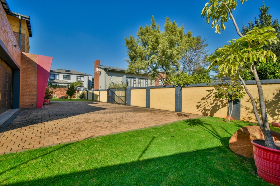 3 Bedroom Property for Sale in Olympus AH Gauteng