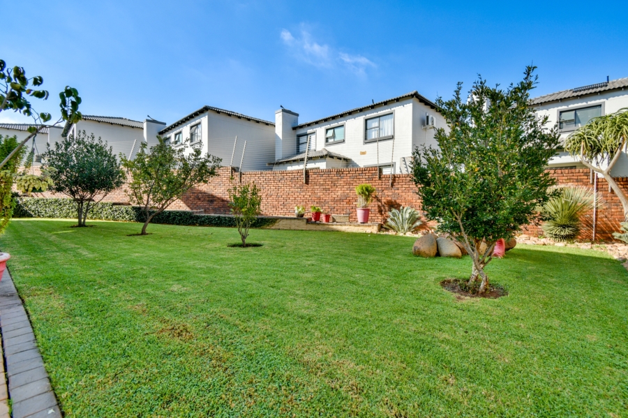 3 Bedroom Property for Sale in Olympus AH Gauteng