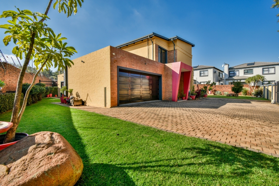 3 Bedroom Property for Sale in Olympus AH Gauteng
